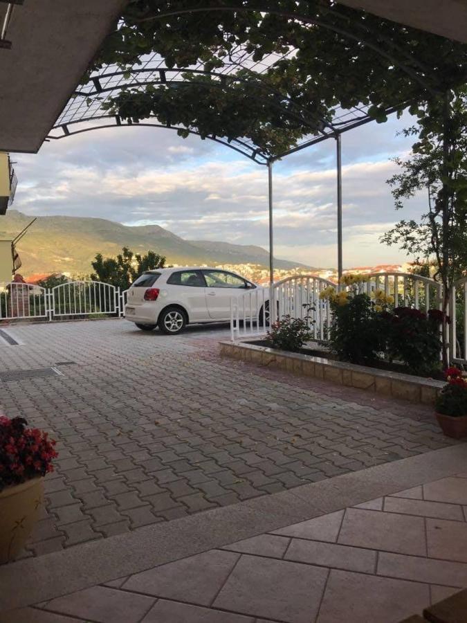 Appartamento Dinko Stobreč Esterno foto